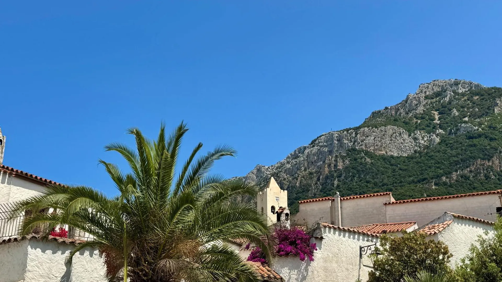 Casa Lia - Independent Apartment In The Gulf Of Orosei Galtellì
